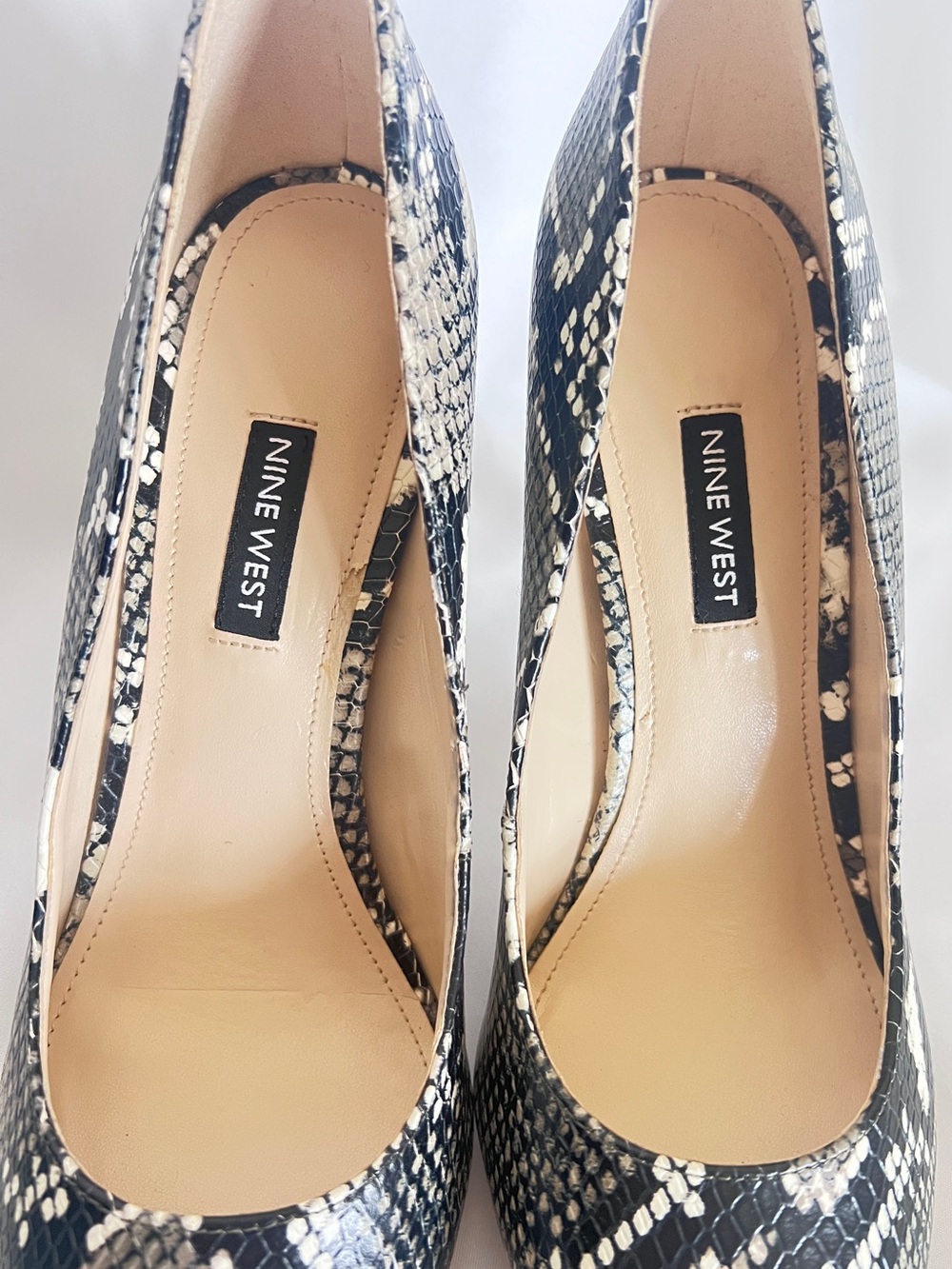 Nine West Ezra3 Snake-Print Pointed Toe Stiletto Pumps High Heels Size 9 M - Picture 5 of 7